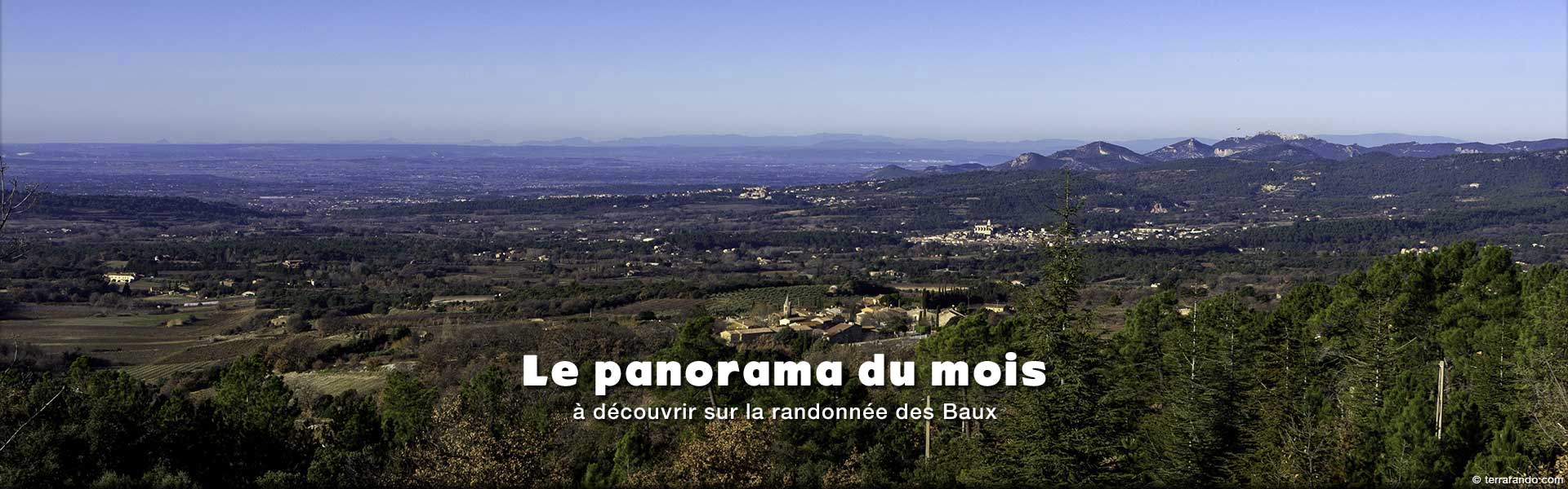 Panorama à découvrir sur la randonnée des Baux sur le versant Sud du mont ventoux à côté de Bédoin