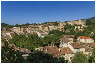 Randonnée pédestre de Cabrières d'Aigues et le sommet du Luberon, le Mourre Nègre